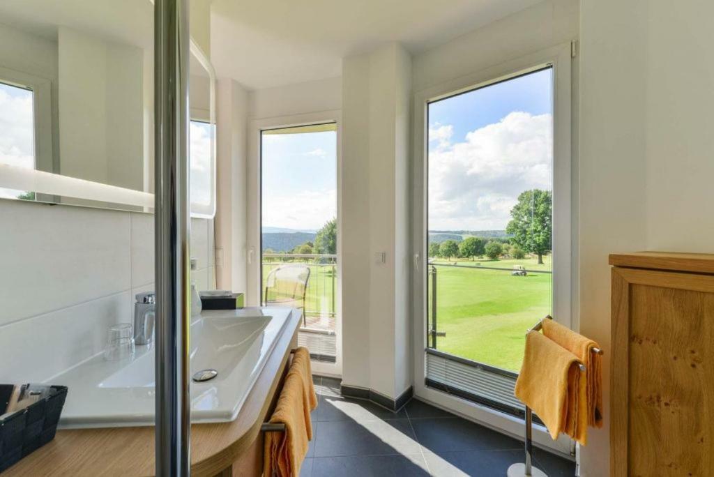 Hotel & Golfrestaurant Gut Wissmannshof Staufenberg  Εξωτερικό φωτογραφία