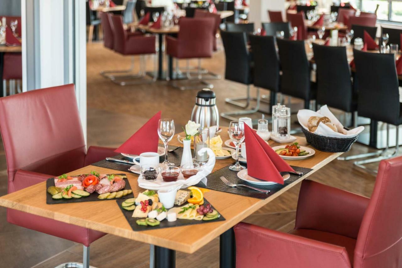 Hotel & Golfrestaurant Gut Wissmannshof Staufenberg  Εξωτερικό φωτογραφία
